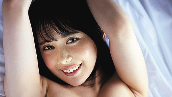 白波瀬もも 普段はOLしてます