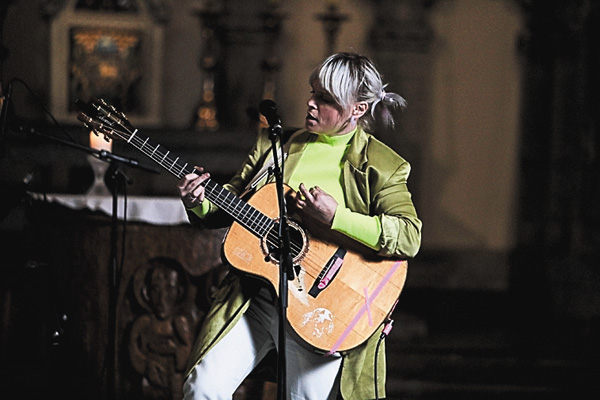 LIVEダブリンの街角で～OTHER VOICES～ ＃141