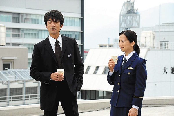 横山秀夫サスペンス「刑事の勲章」