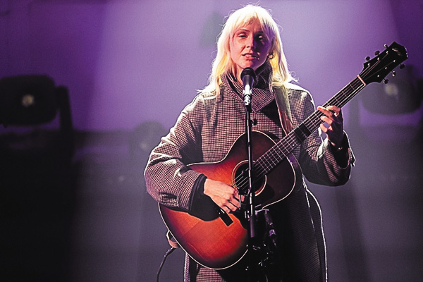 LIVEダブリンの街角で~OTHER VOICES~ #146