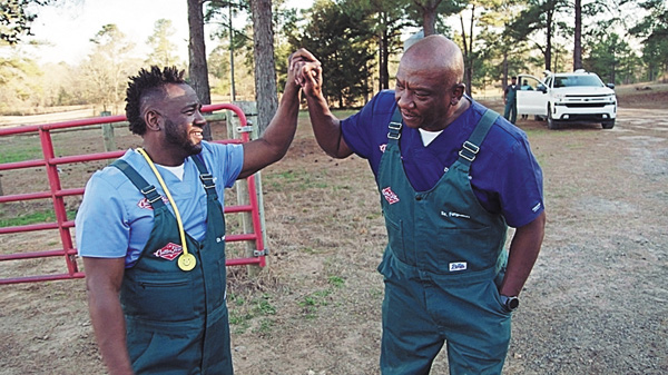 （新）ようこそ！クリッター・フィクサー動物病院へ 4
