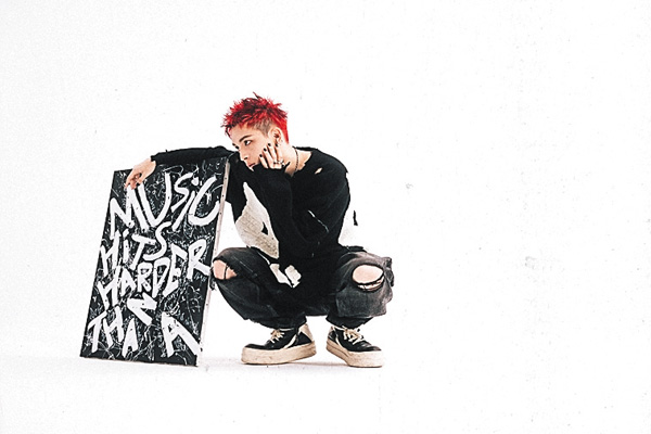 Novel Core Video & Live Special