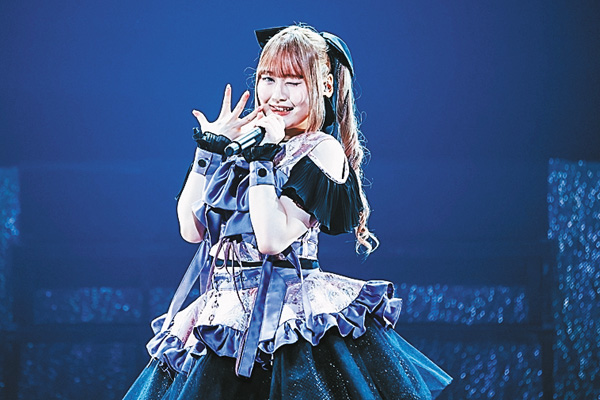 Tachibana Hina 1st concert 「LIVE IN HOLIC」 舞台裏映像付き特別版