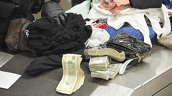 （新）仰天！運び屋vs取締屋in全米エアポート総集編