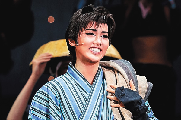 『夢介千両みやげ』（'22年雪組・宝塚）