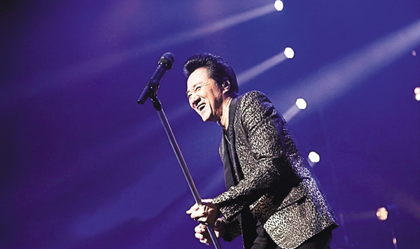 HOUND DOG LIVE 2026　ROLLING 70“ROCK'N'ROLL GOES ON”