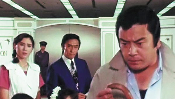 変装探偵殺人鬼はバラが好き