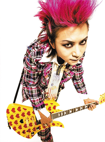 hide MUSIC VIDEO HISTORY