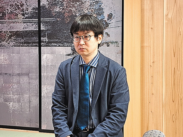 山崎隆之特集